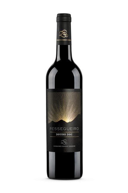 Photo - Rouges QDP Pessegueiro Tinto 2021 750ml 2024 WEB scaled" QDP-Pessegueiro-Tinto-2021-750ml-(2024)-WEB
